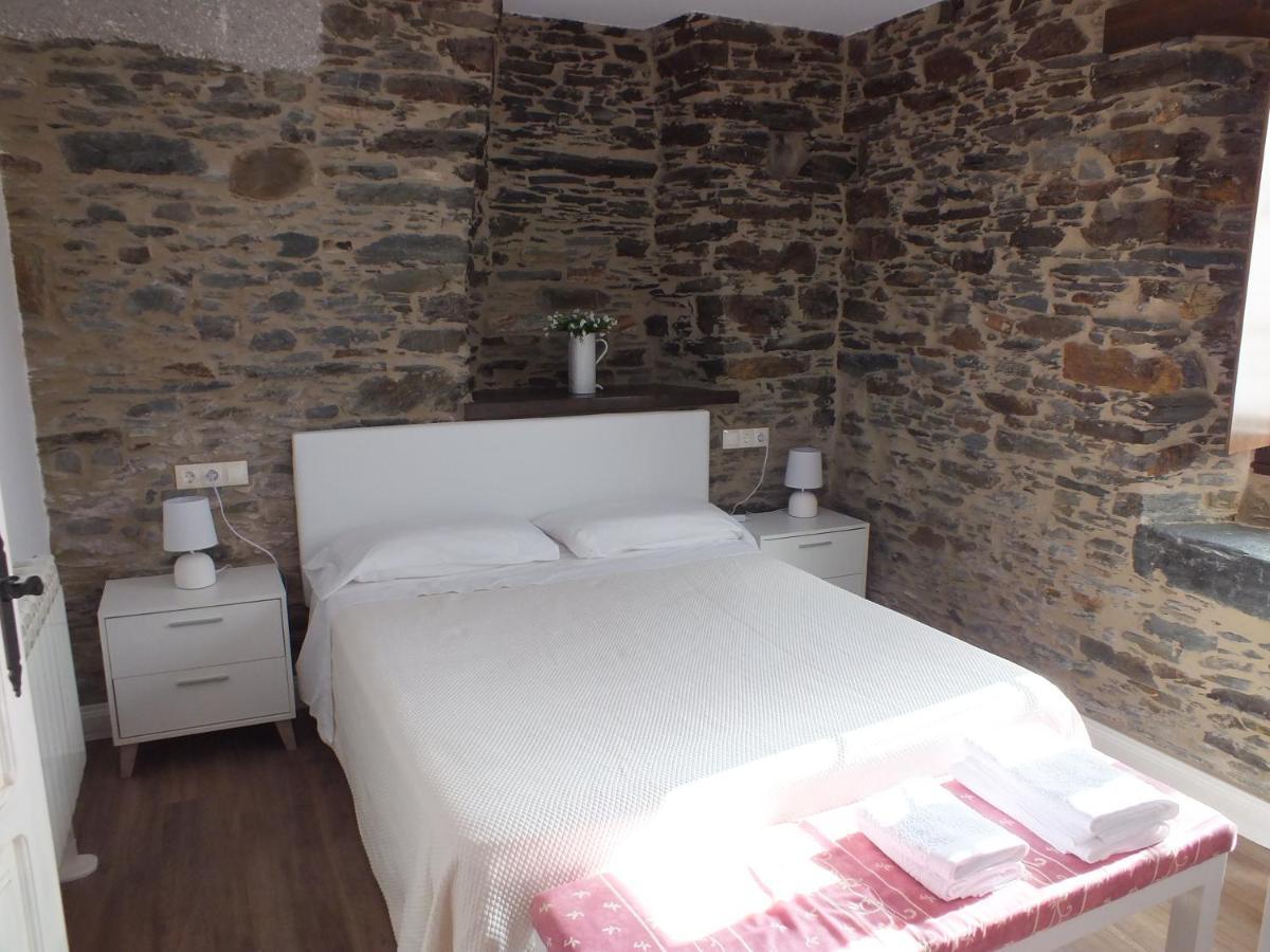 Apartamentos Puerta Del Castro Coana المظهر الخارجي الصورة