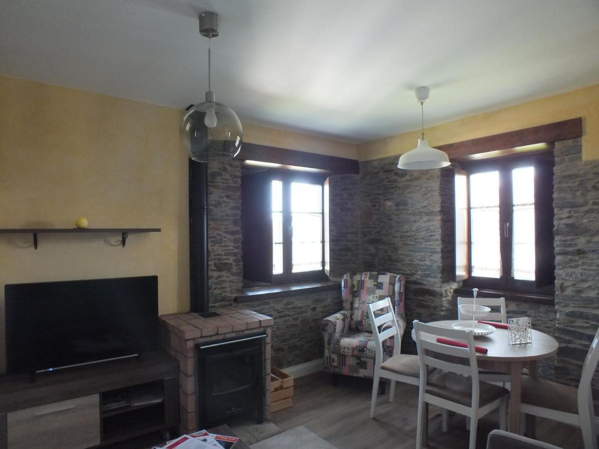 Apartamentos Puerta Del Castro Coana المظهر الخارجي الصورة