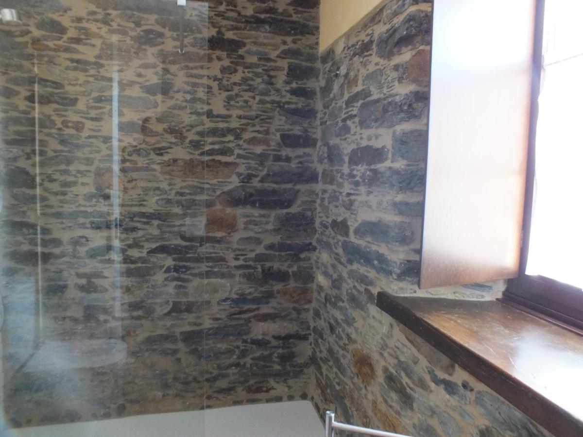 Apartamentos Puerta Del Castro Coana المظهر الخارجي الصورة