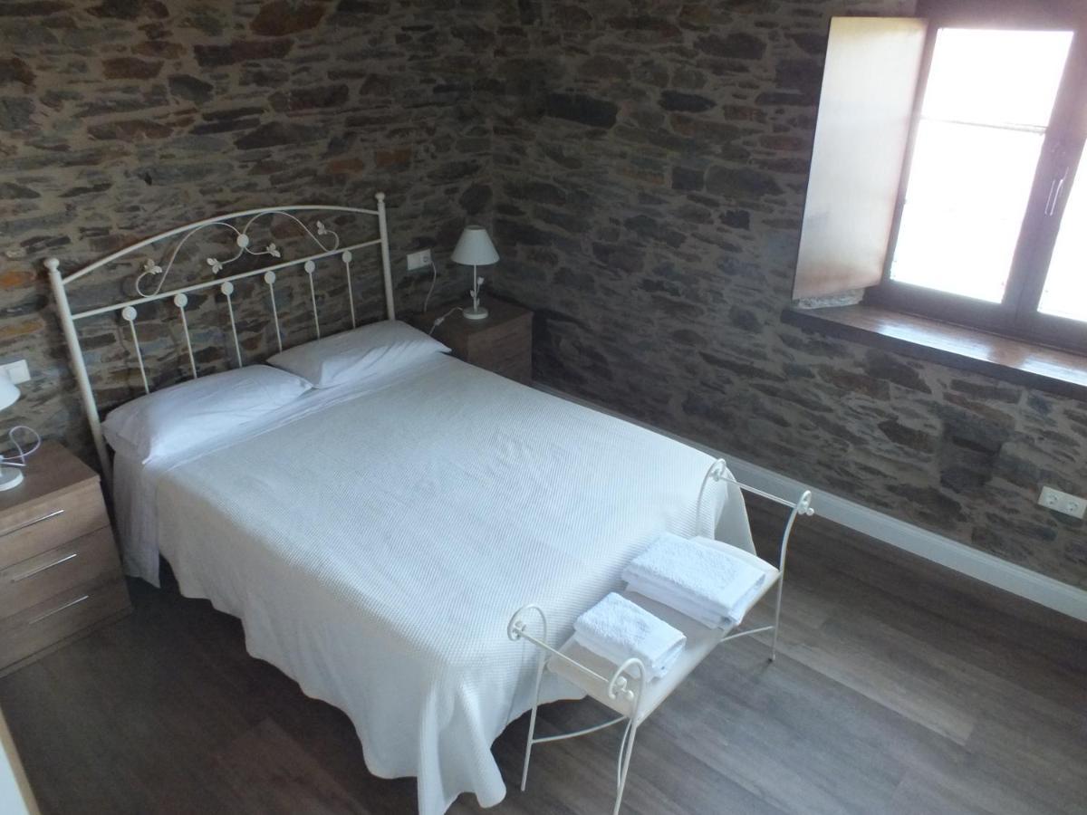 Apartamentos Puerta Del Castro Coana المظهر الخارجي الصورة